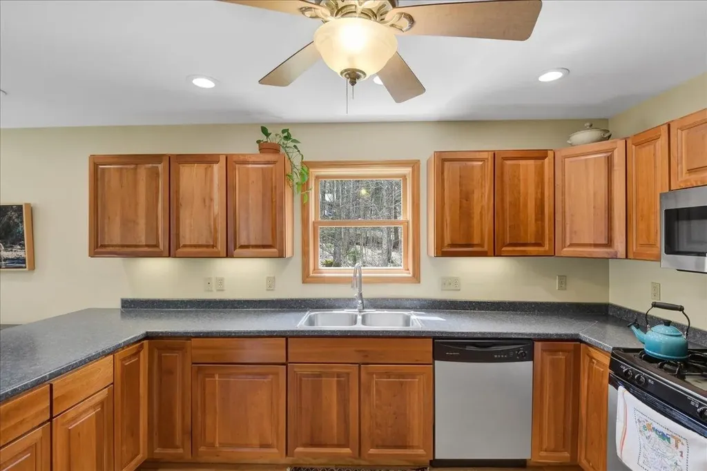 36 Hubbard Road Waterville VT 05492