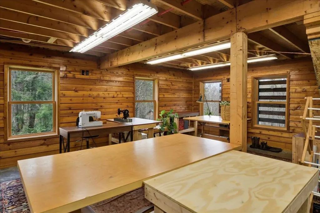 36 Hubbard Road Waterville VT 05492