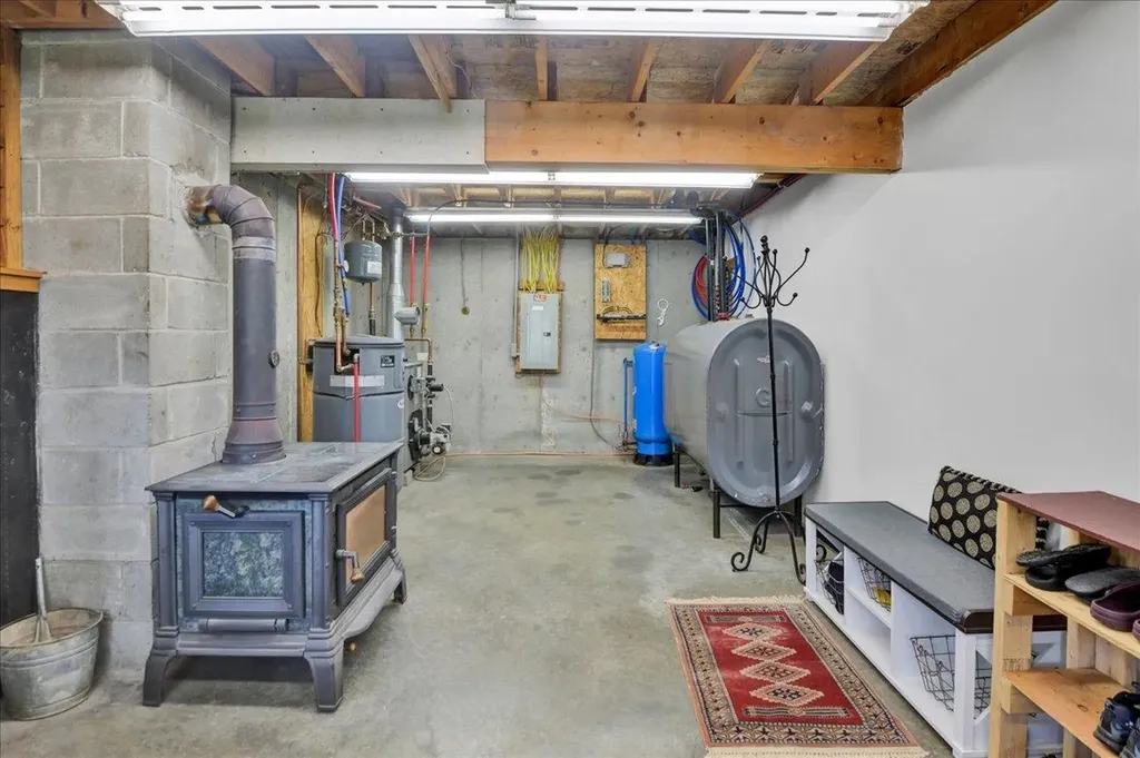 36 Hubbard Road Waterville VT 05492