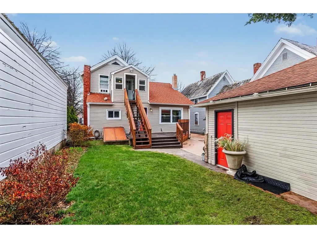 109 Elmwood Avenue Burlington VT 05401-3829