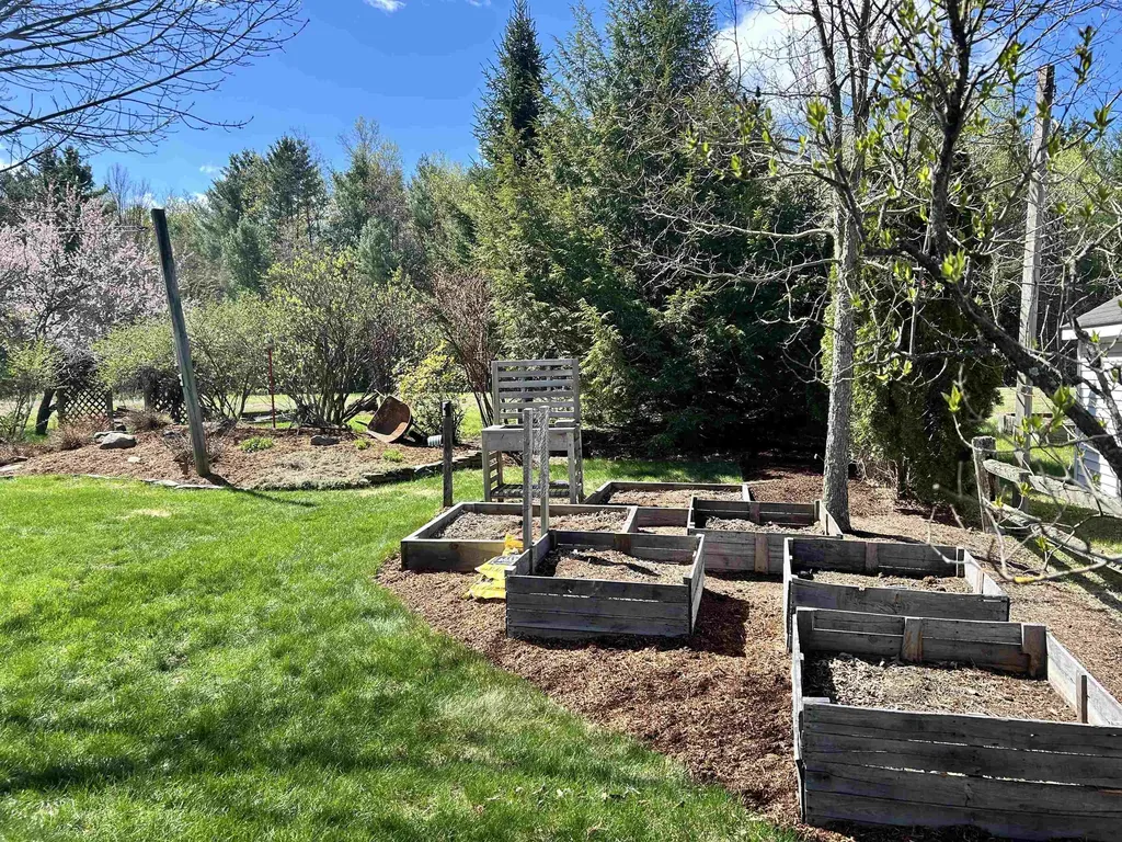 128 Lake Road Milton VT 05468