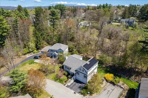 198 Mclane Way Manchester NH 03104