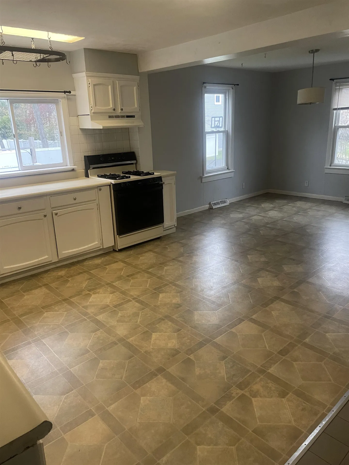 17 Iroquois Avenue Essex Junction VT 05452