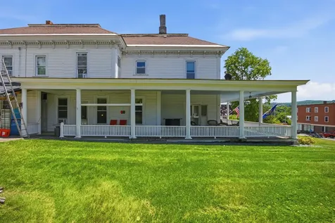166 Main Street Littleton NH 03561