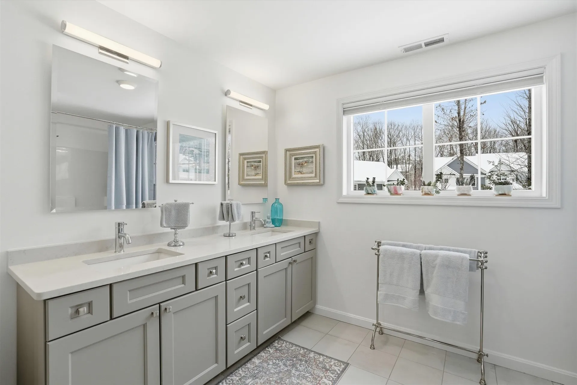219 Knollwood Way Manchester NH 03102