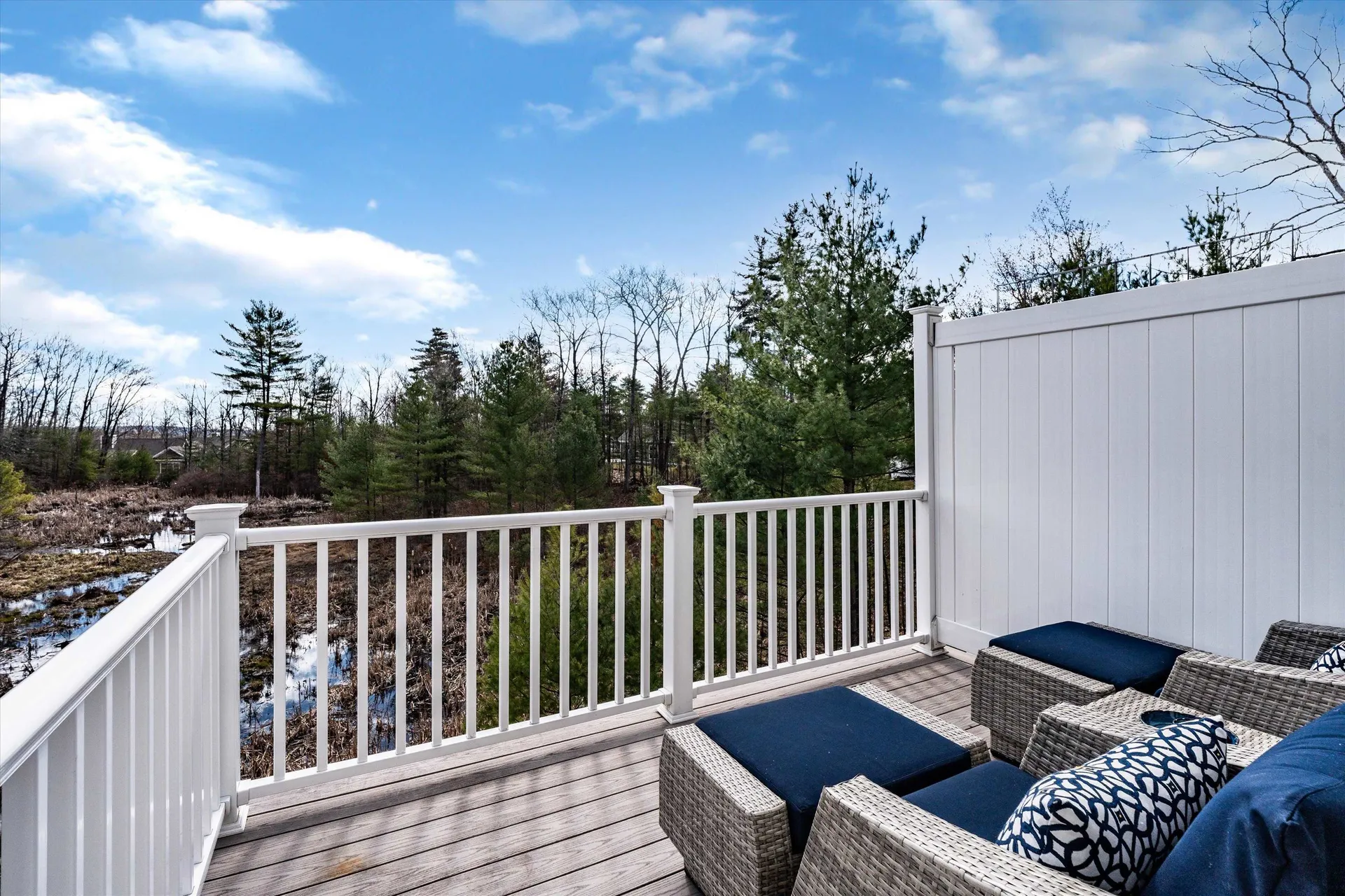 219 Knollwood Way Manchester NH 03102