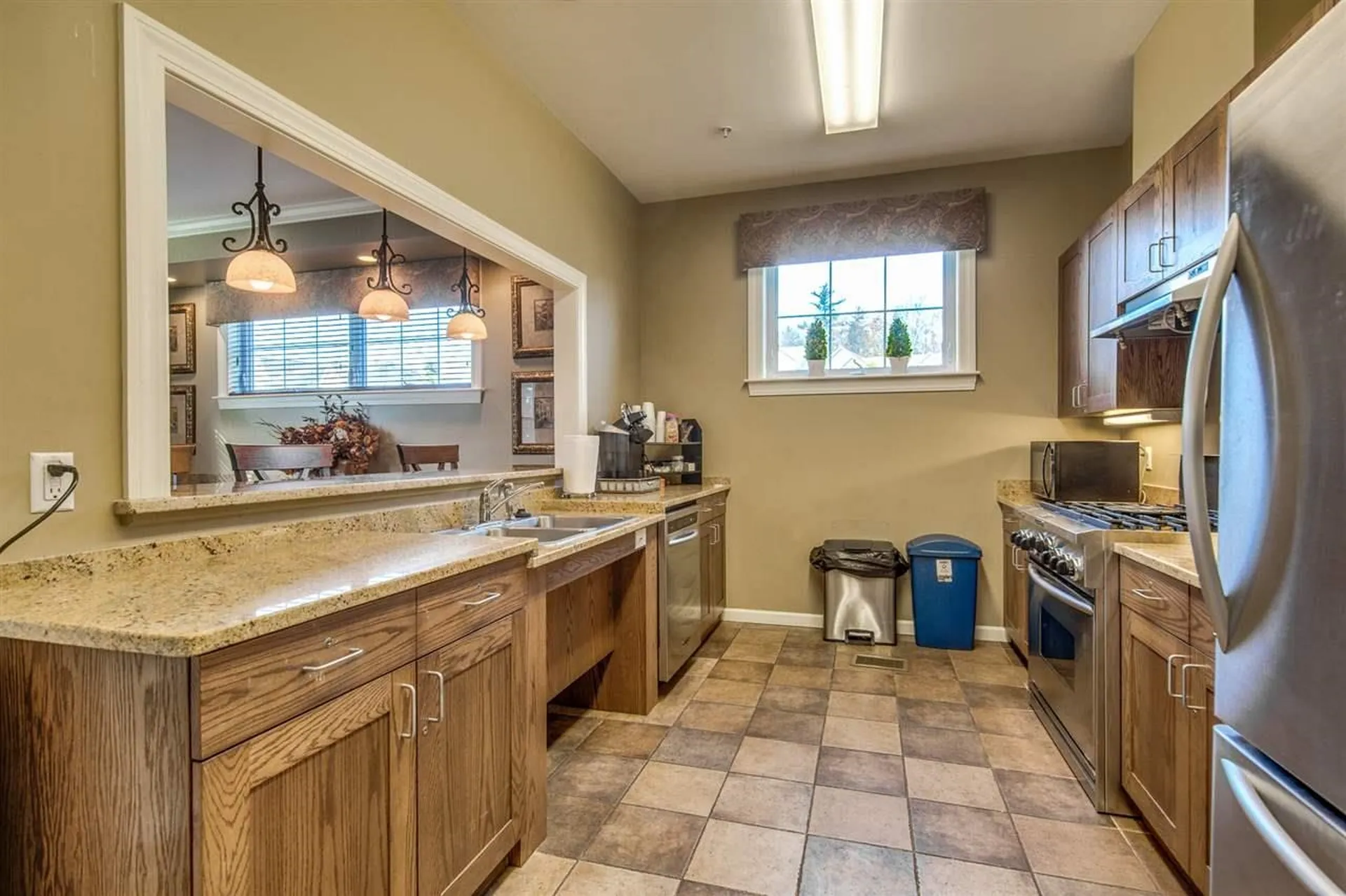 219 Knollwood Way Manchester NH 03102
