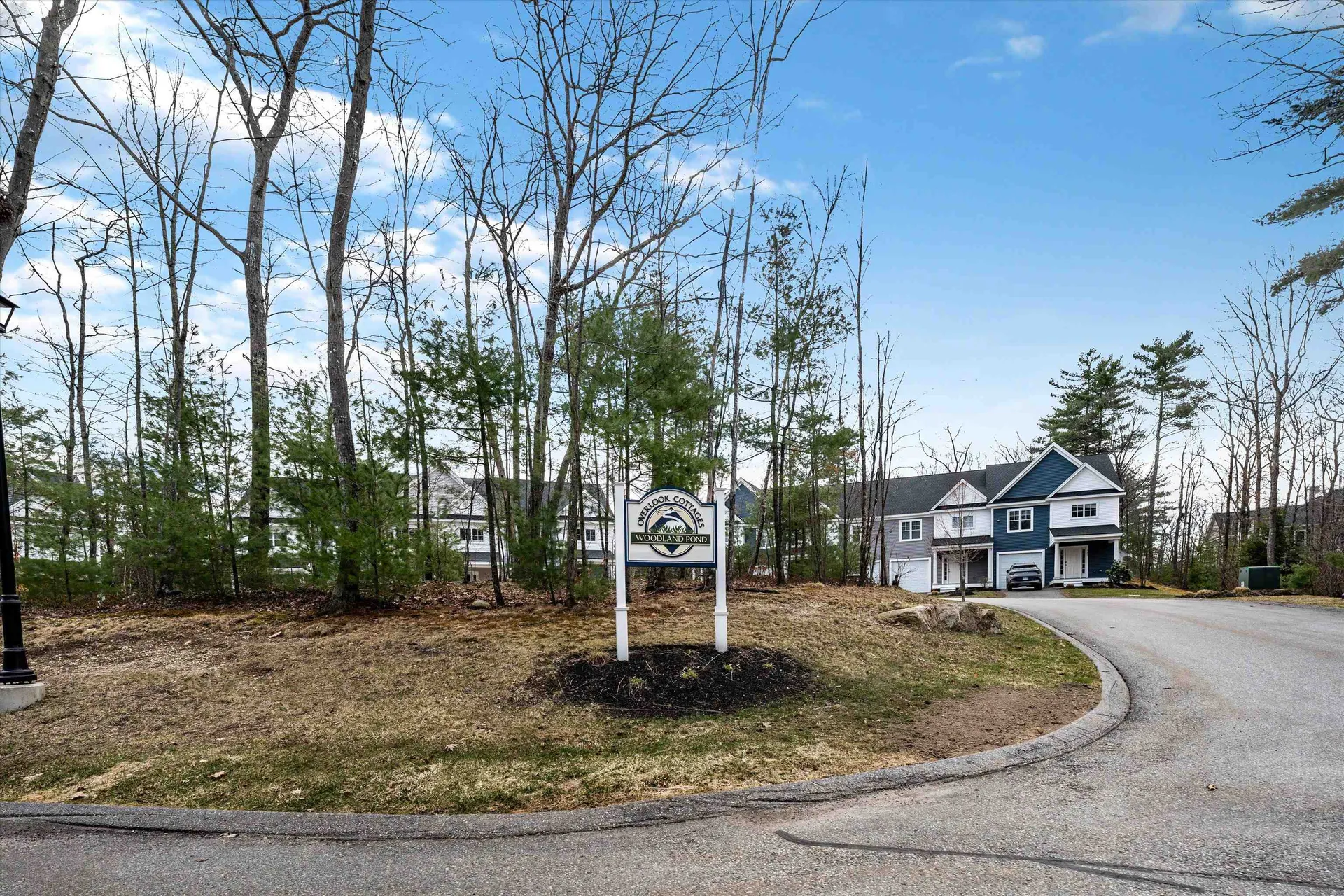219 Knollwood Way Manchester NH 03102