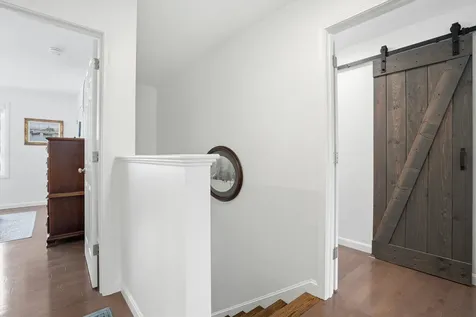 219 Knollwood Way Manchester NH 03102