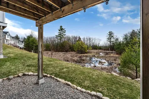 219 Knollwood Way Manchester NH 03102