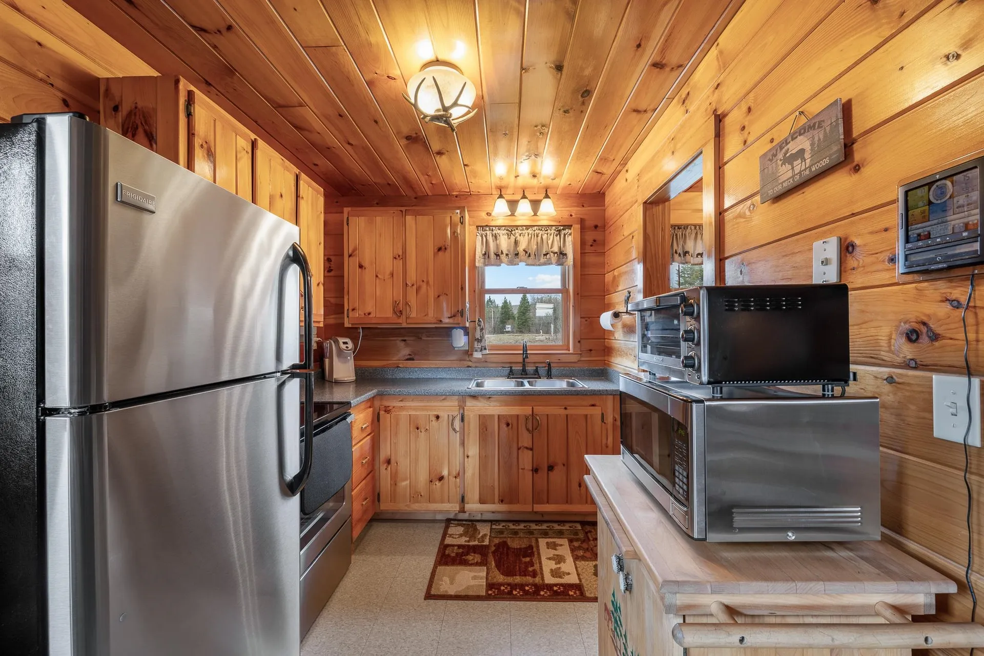 997 Back Lake Road Pittsburg NH 03592