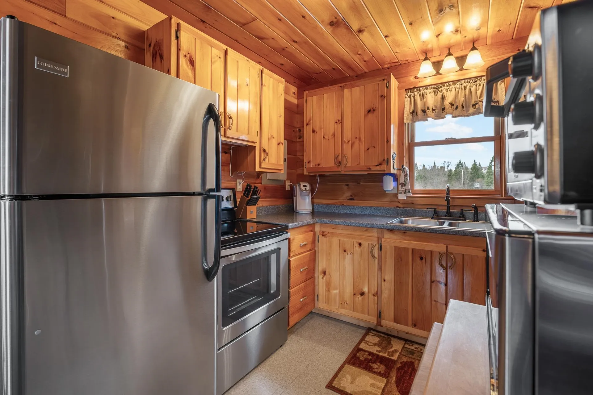 997 Back Lake Road Pittsburg NH 03592