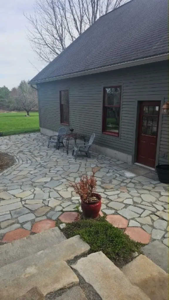 16 Aiken Road Farmington NH 03835
