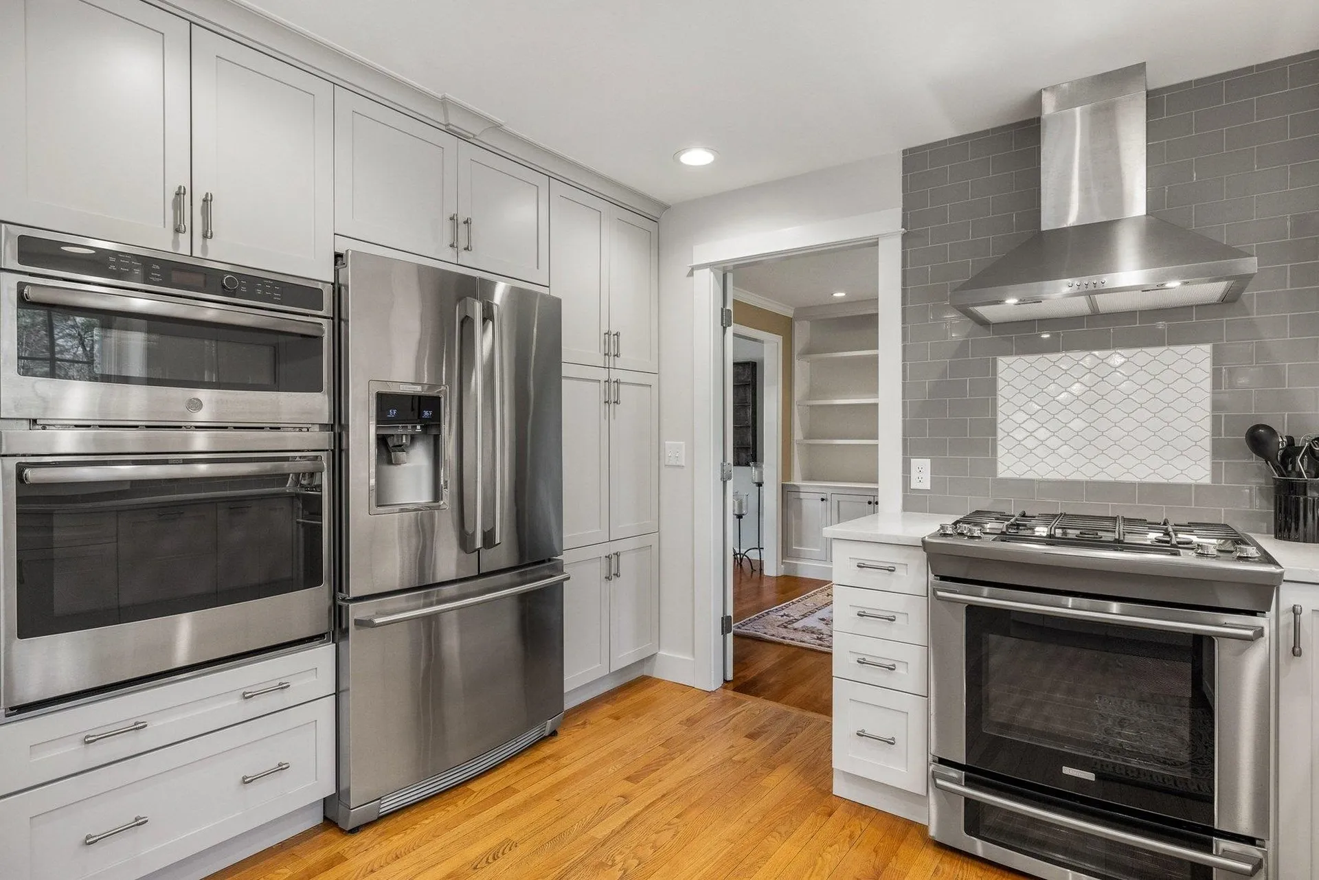 9 Brown Avenue Stratham NH 03885