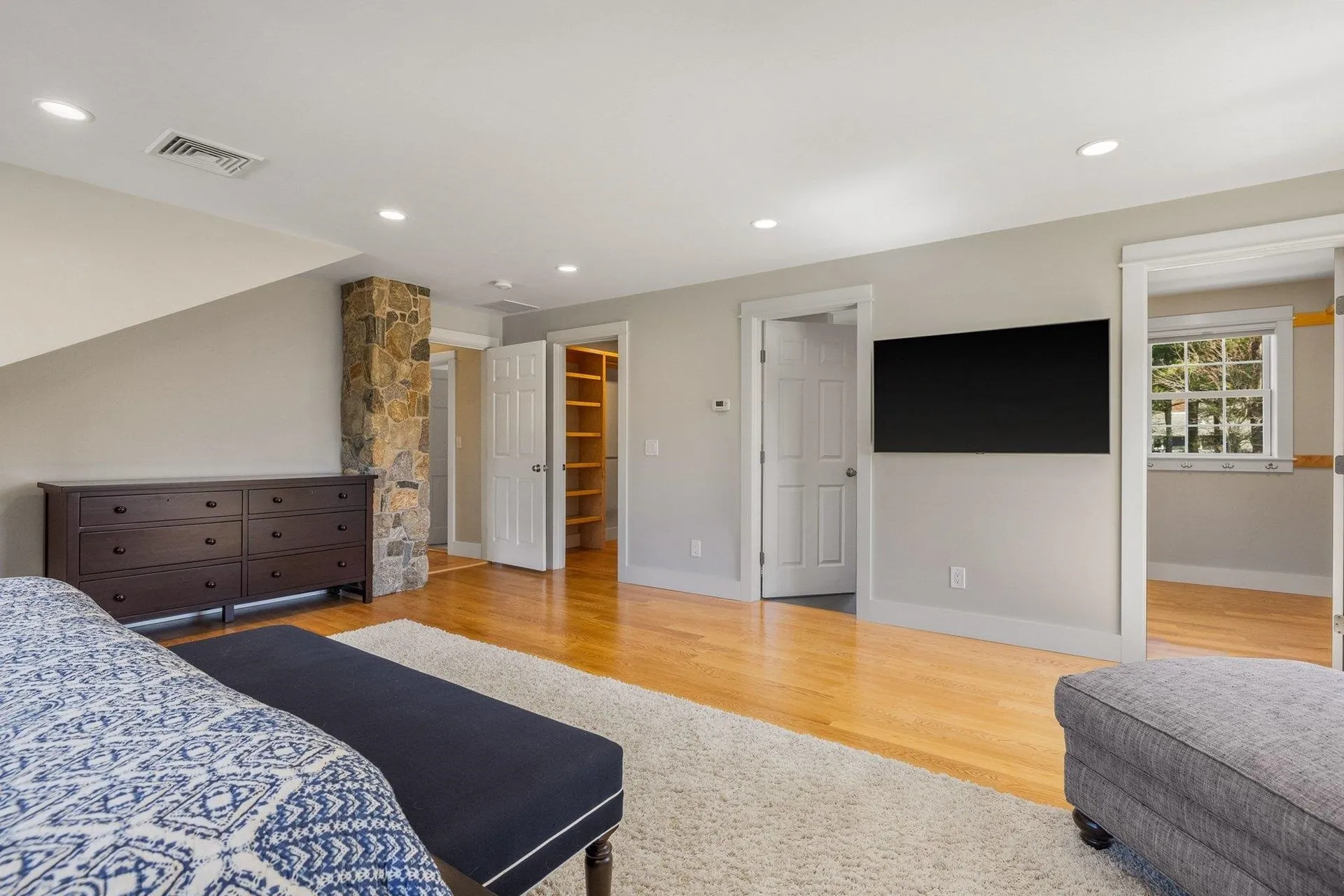 9 Brown Avenue Stratham NH 03885