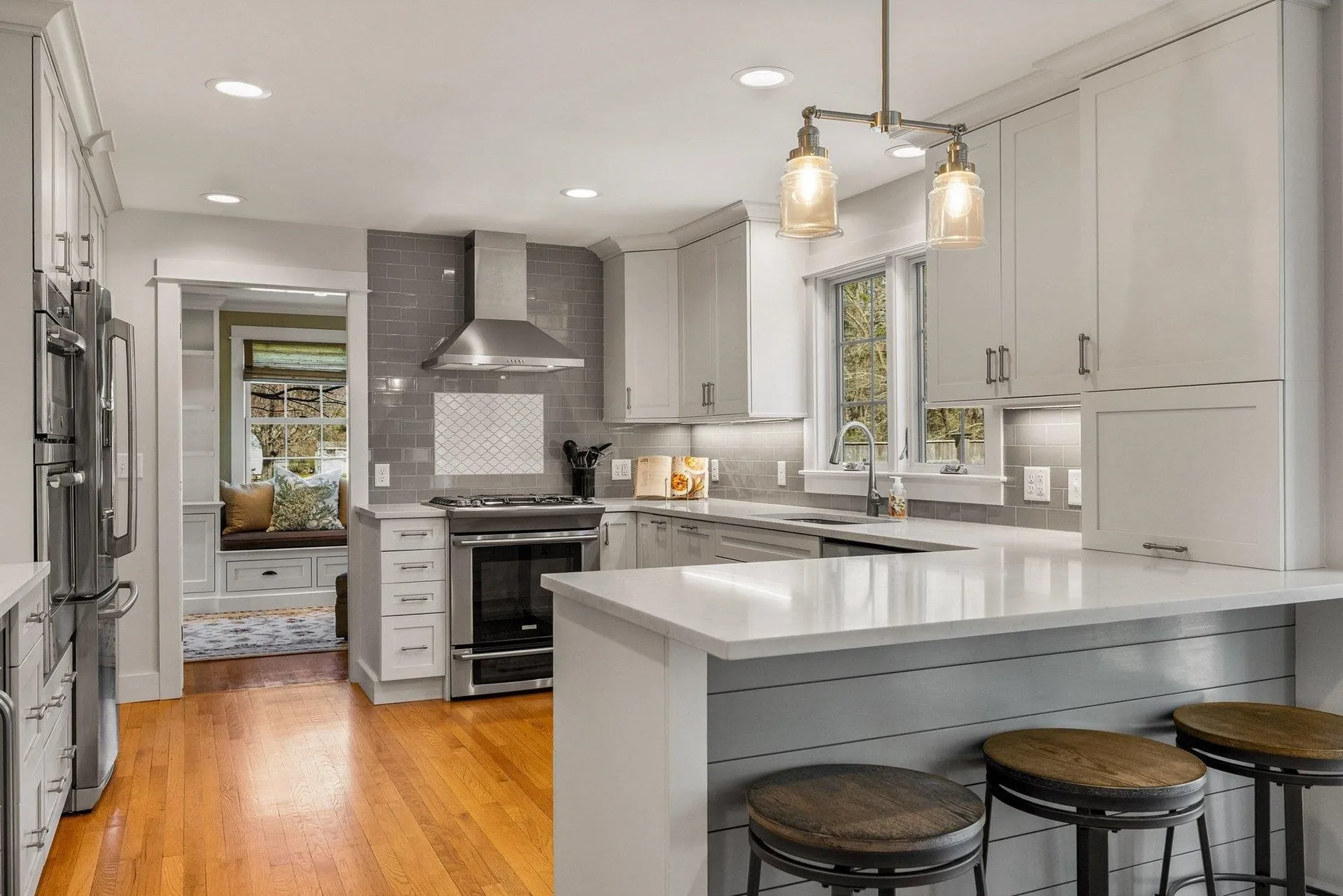 9 Brown Avenue Stratham NH 03885