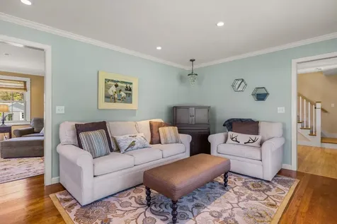9 Brown Avenue Stratham NH 03885