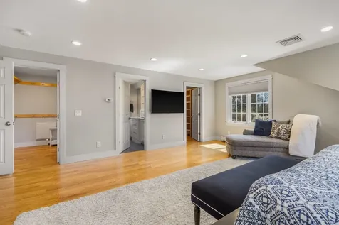 9 Brown Avenue Stratham NH 03885