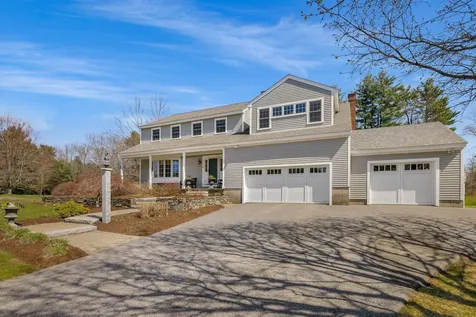 9 Brown Avenue Stratham NH 03885