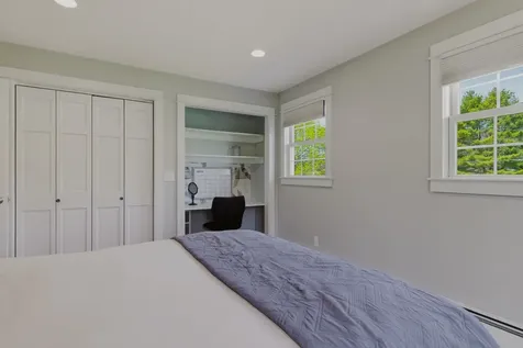 9 Brown Avenue Stratham NH 03885