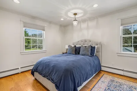 9 Brown Avenue Stratham NH 03885