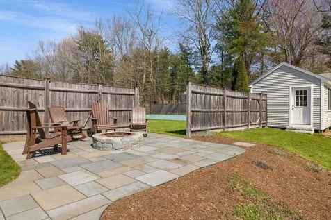 9 Brown Avenue Stratham NH 03885