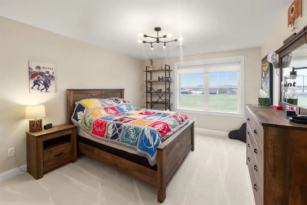 62 Crispin Drive South Burlington VT 05403