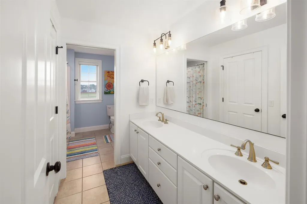 62 Crispin Drive South Burlington VT 05403