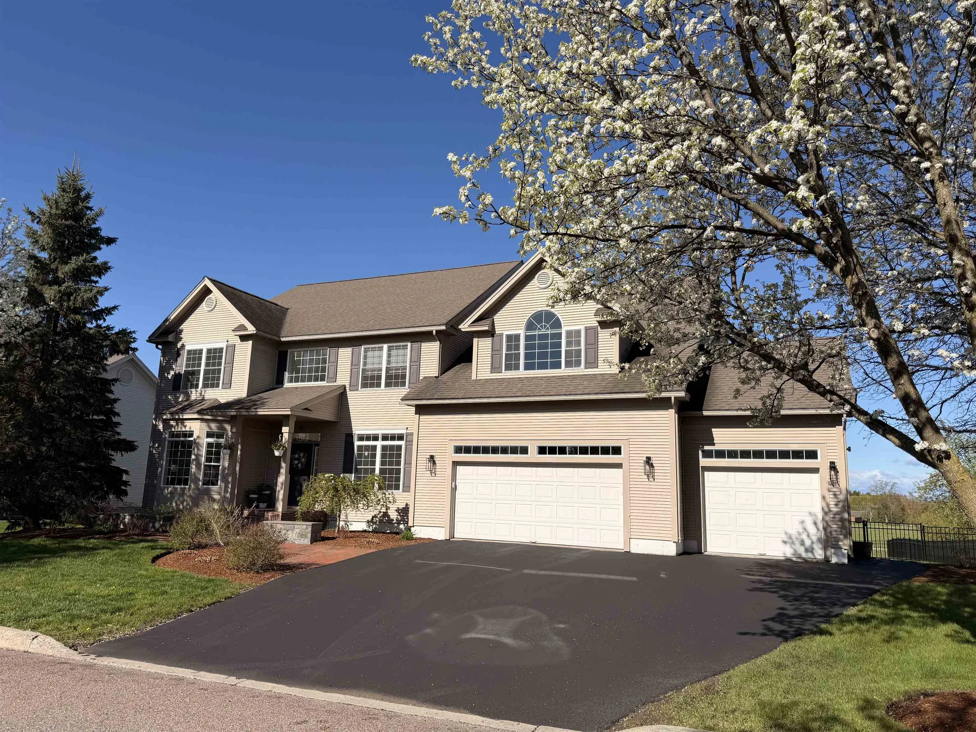 62 Crispin Drive South Burlington VT 05403