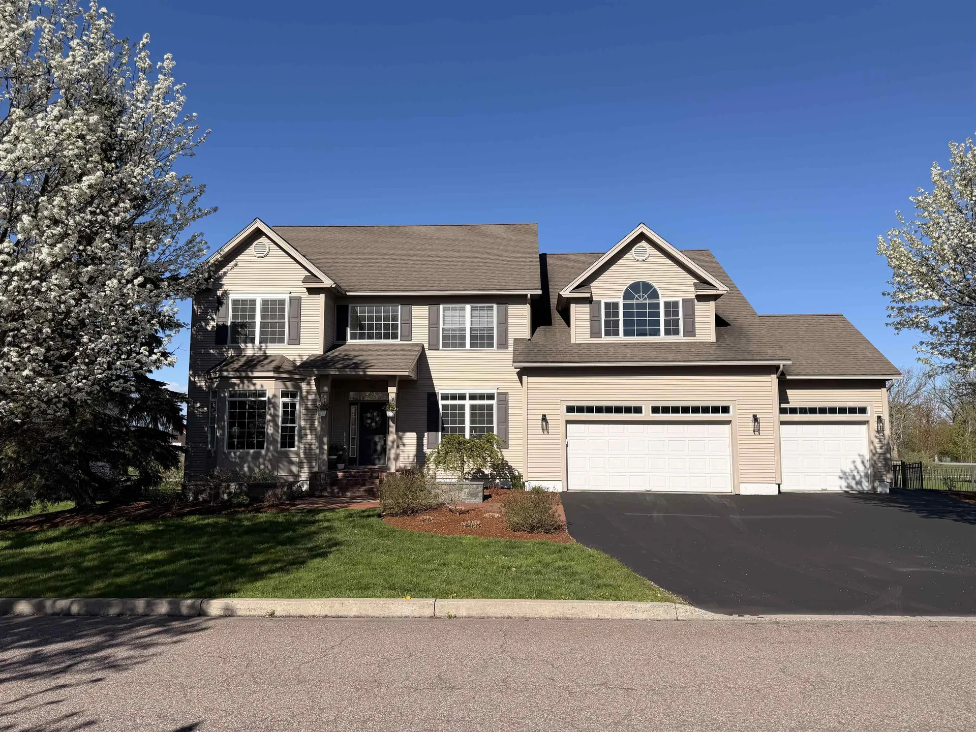 62 Crispin Drive South Burlington VT 05403