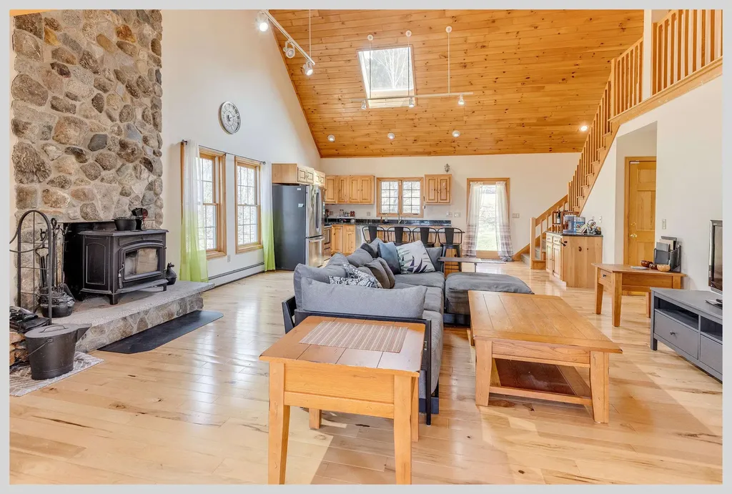 89 Meadow Lane Campton NH 03223