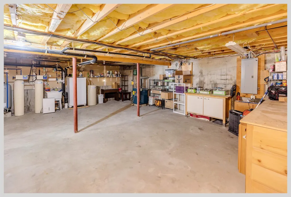 89 Meadow Lane Campton NH 03223