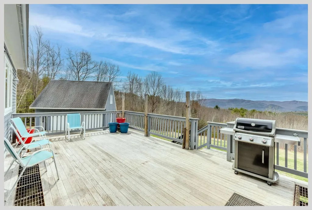 89 Meadow Lane Campton NH 03223