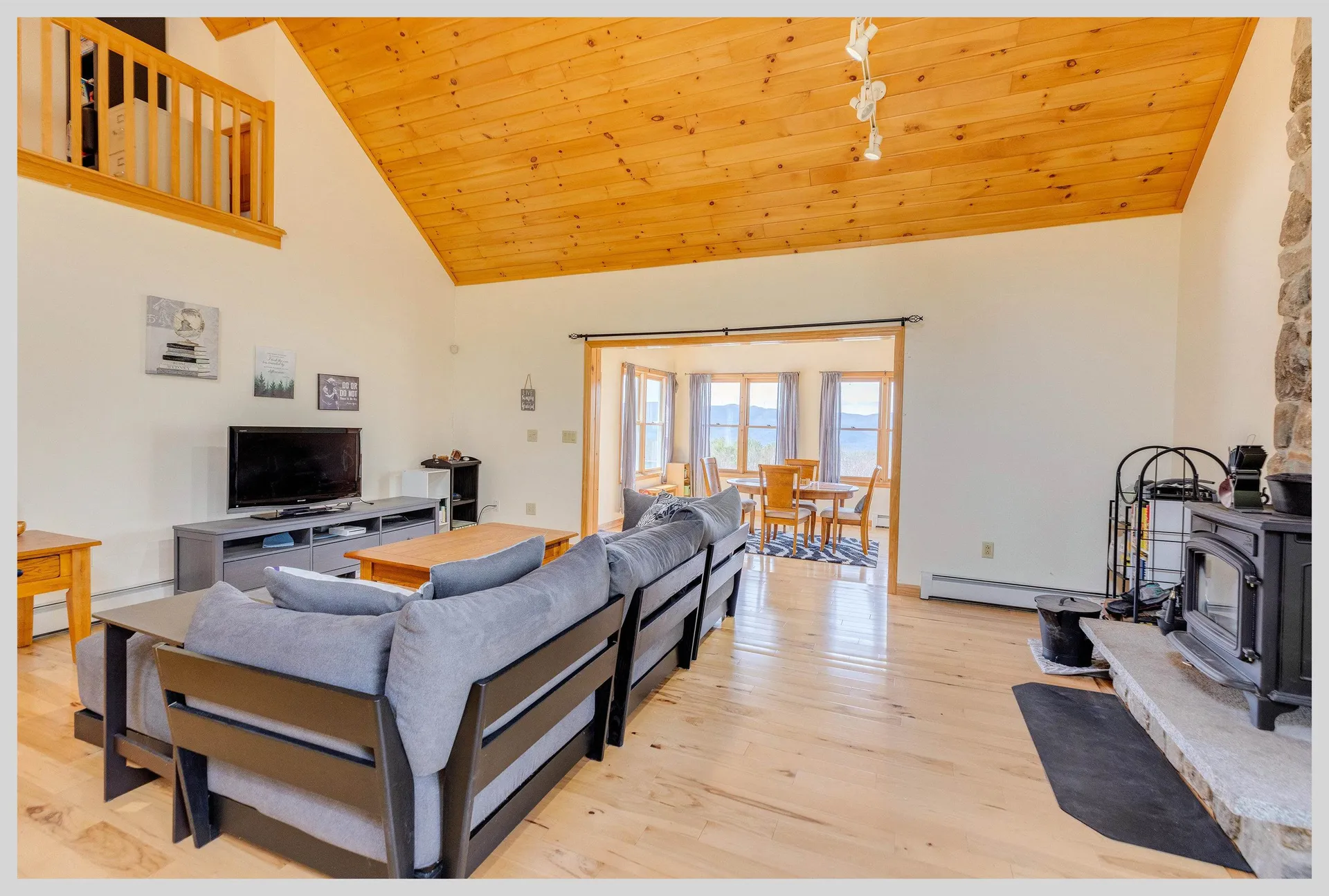 89 Meadow Lane Campton NH 03223