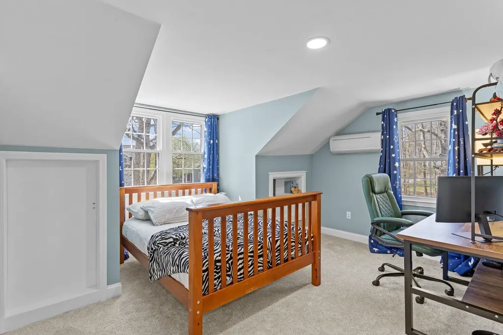 59 Blaze Hill Road Hopkinton NH 03229