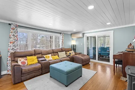 59 Blaze Hill Road Hopkinton NH 03229