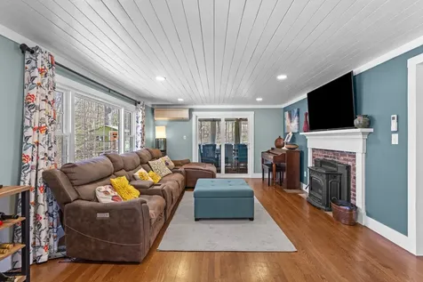59 Blaze Hill Road Hopkinton NH 03229