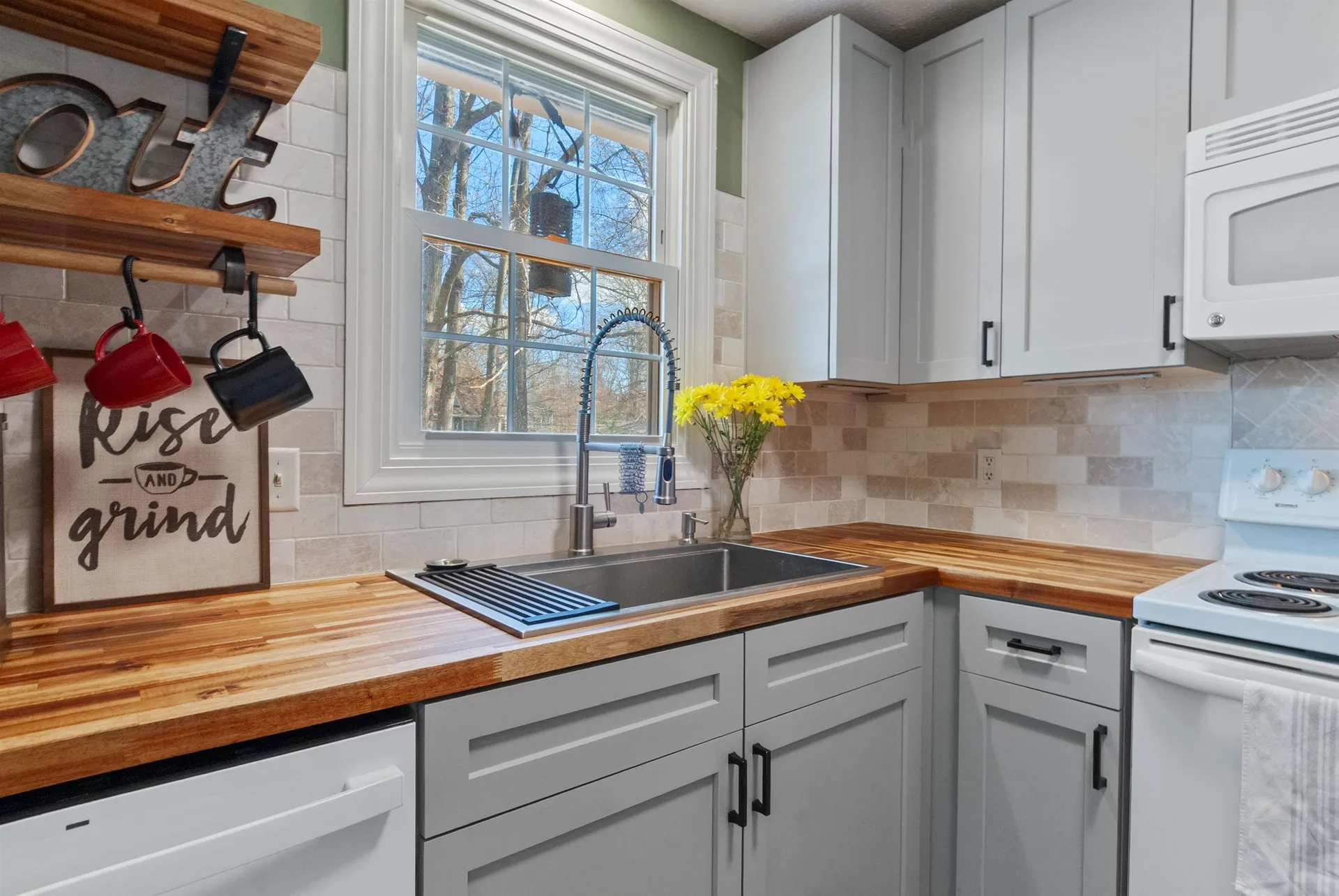 5 Sprucewood Drive Rochester NH 03867