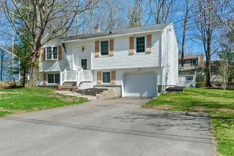 5 Sprucewood Drive Rochester NH 03867