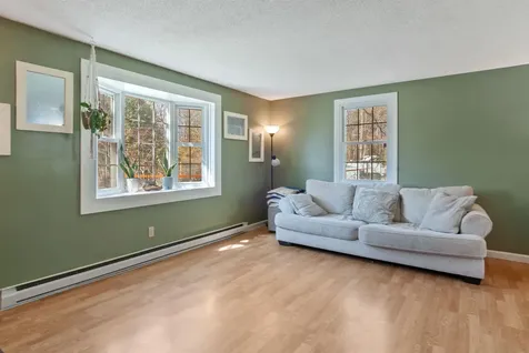 5 Sprucewood Drive Rochester NH 03867