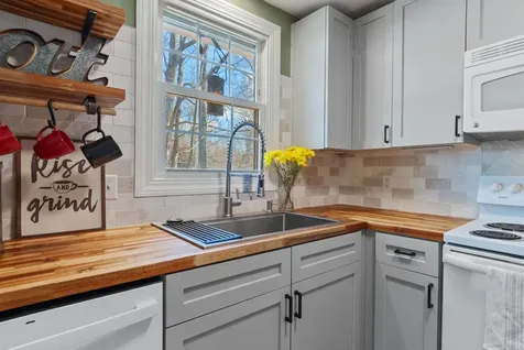 5 Sprucewood Drive Rochester NH 03867