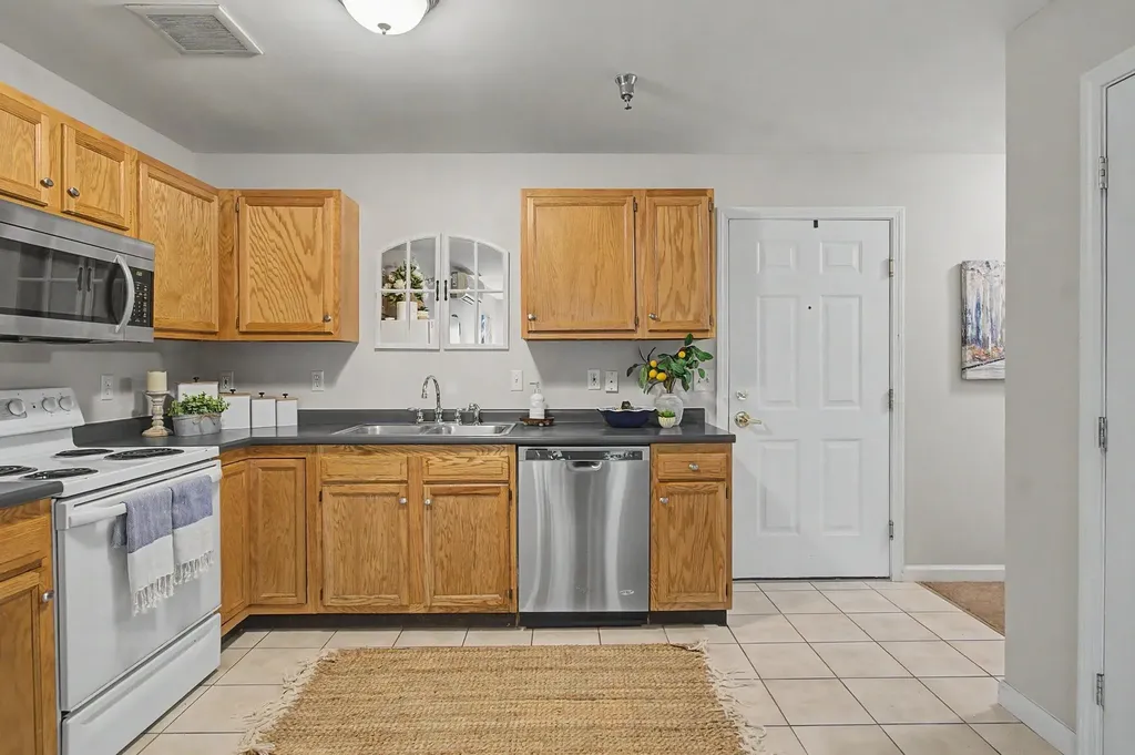 305 Lime Kiln Road South Burlington VT 05403
