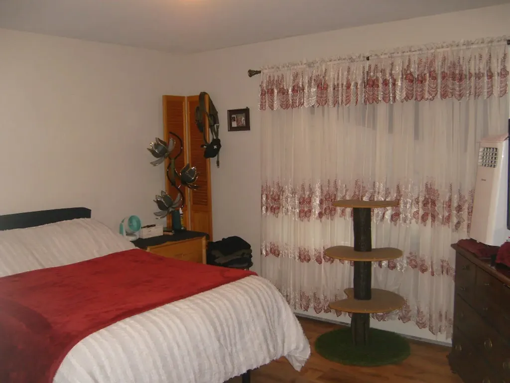 12 North Avenue Ashland NH 03217