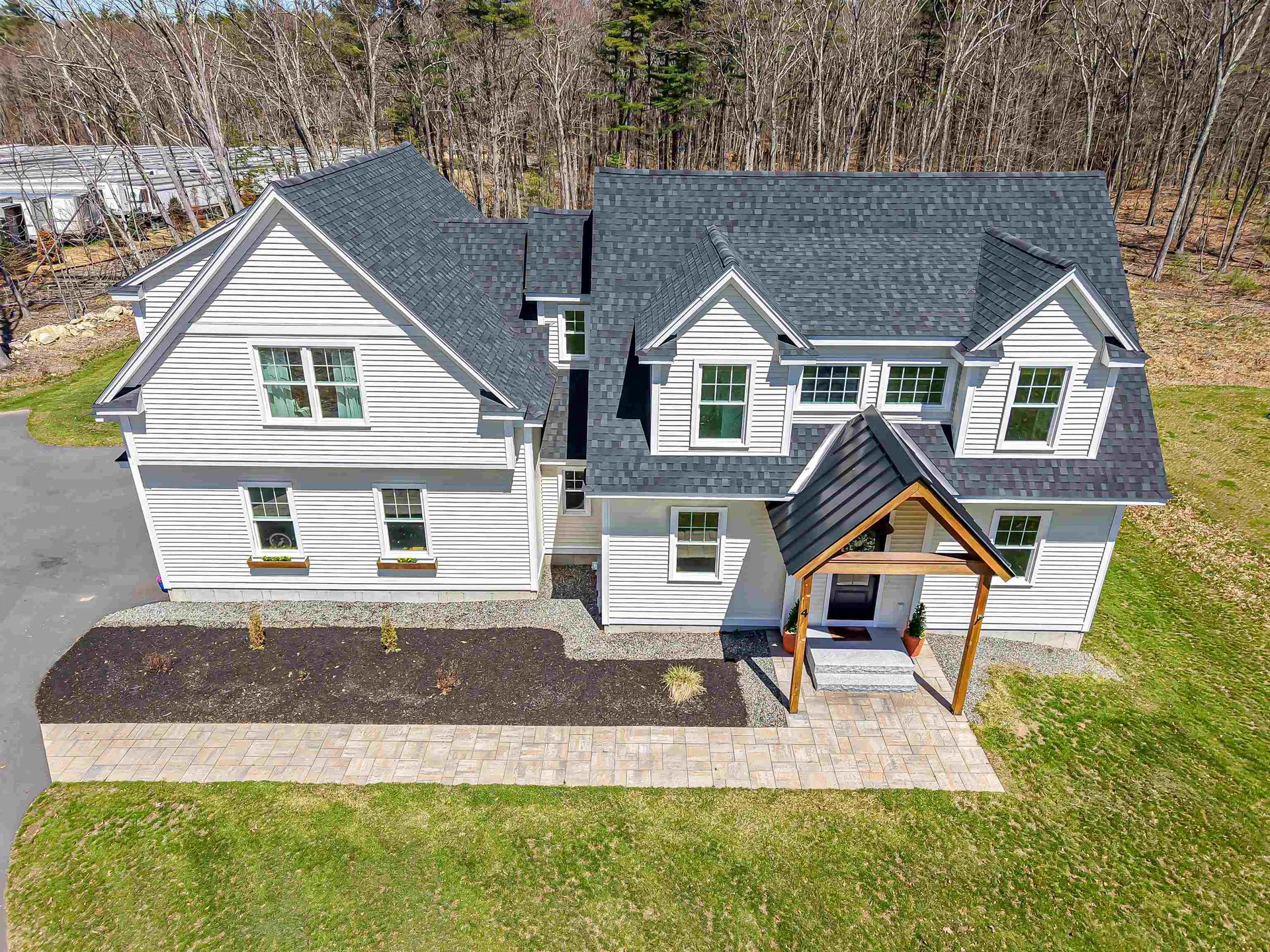 4 West Shore Park Road Kingston NH 03848