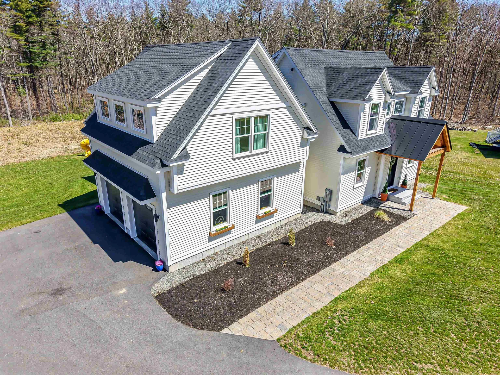4 West Shore Park Road Kingston NH 03848