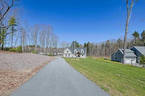 4 West Shore Park Road Kingston NH 03848
