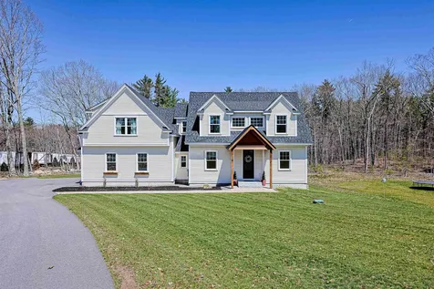 4 West Shore Park Road Kingston NH 03848