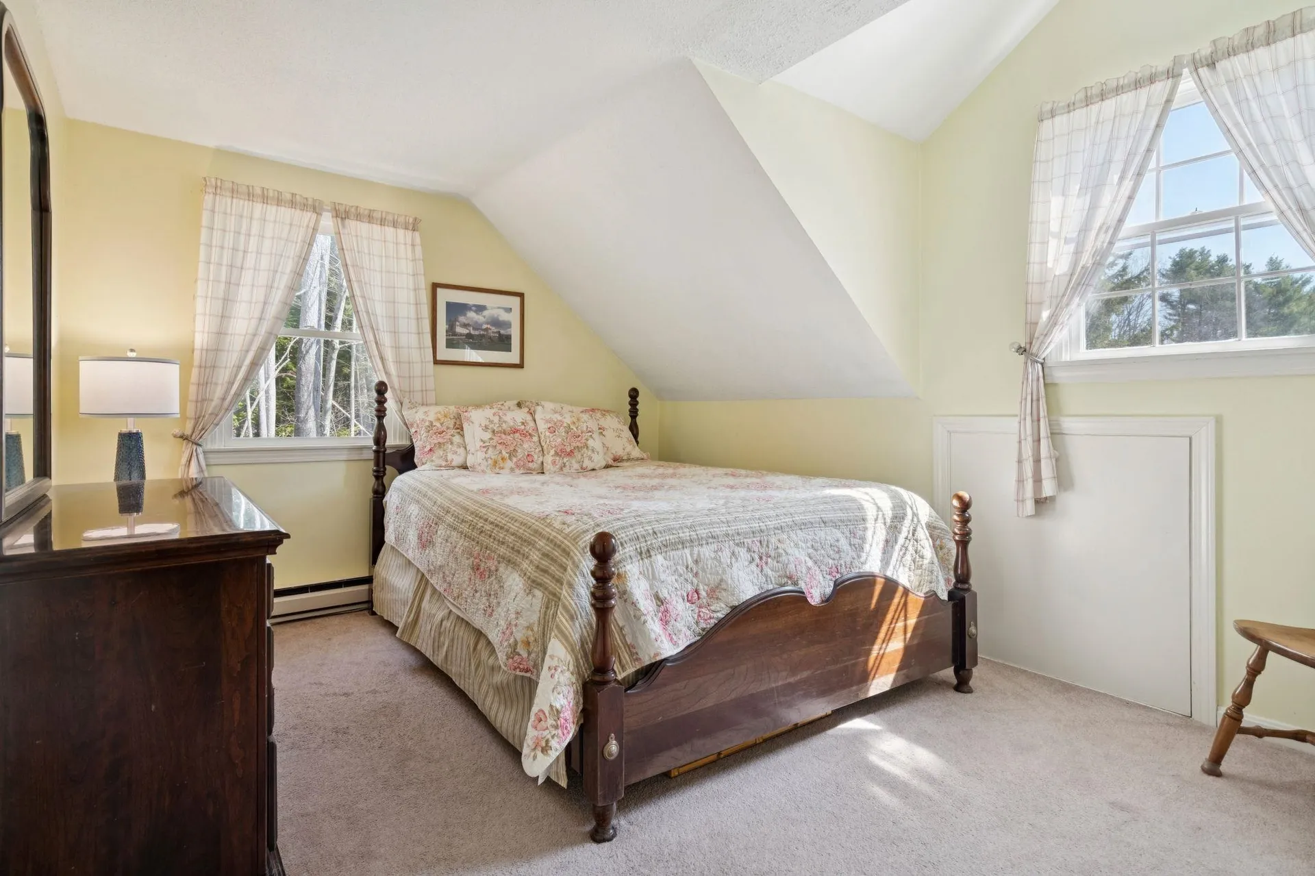 66 Sparrowhawk Road New London NH 03257