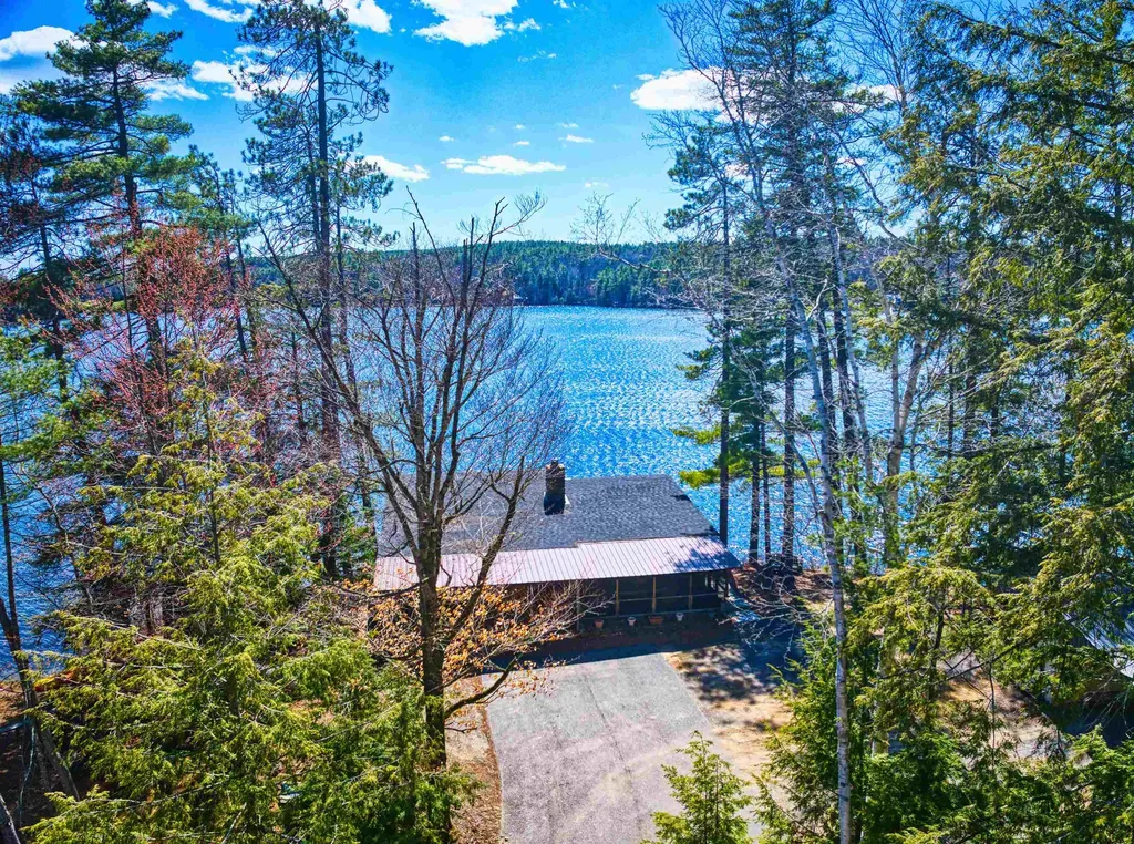 30 Demijen Road Sunapee NH 03782
