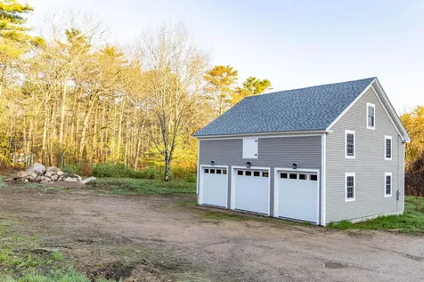13 Mill Road Tamworth NH 03883